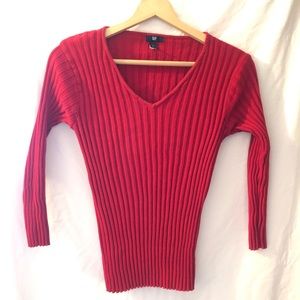 Ribbed mini sweater